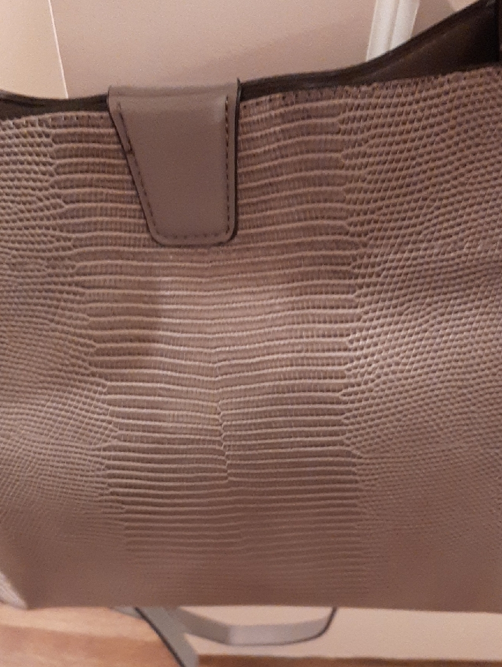 Jen & Co. Vegan NWT Women’s Gray Tati Lizard Satchel- Neutral Grey Shoulder Bag - Picture 5 of 11